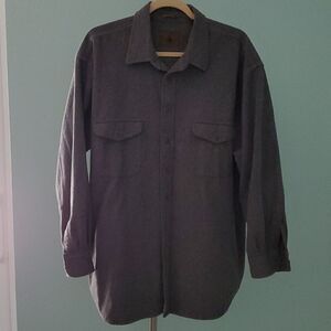 ST. JOHN'S BAY,  Men's gray long sleeved shirt. Warm‎ for fall and winter.